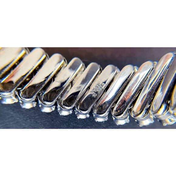 Vintage Made in Japan Rhinestone Bracelet - Picture 4 of 5